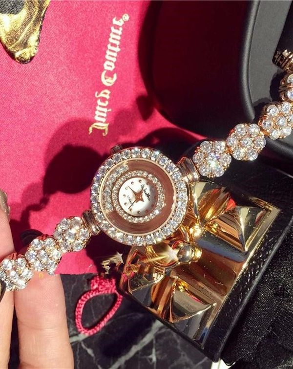 Taş İşlemeli Lüks Kol Saati SK7945 - Altın