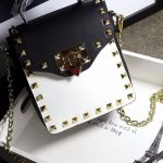 siyah beyaz zımbalı mini çanta