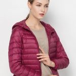 bordo kapüşonlu kısa şişme mont sk15781