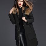 siyah yakası kürklü kaz tüyü parka sk18680