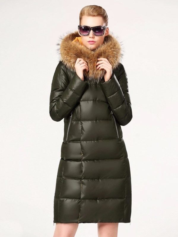 fur hood jacket women detail