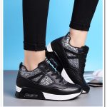 siyah gizli topuk payetli spor ayakkabı sk21524