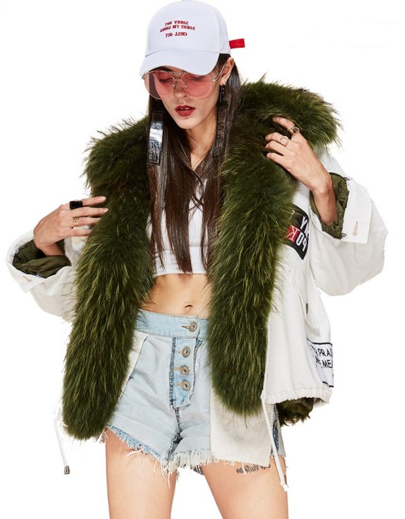 beyaz payet detaylı kürklü parka sk26621 beyaz payet detaylı kürklü parka sk26621