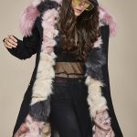 siyah pembe tilki kürklü uzun kapüşonlu parka sk26372