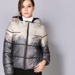 gri baskılı kapüşonlu şişme mont sk29020