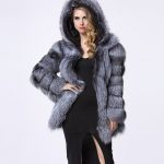 gri kapüşonlu bayan kürk mont sk28315