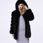 siyah kapüşonlu bayan kürk mont sk28315
