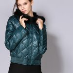 yeşil kürk kapüşonlu kısa mont sk28936