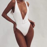 beyaz kemer detayli mayo sk40175