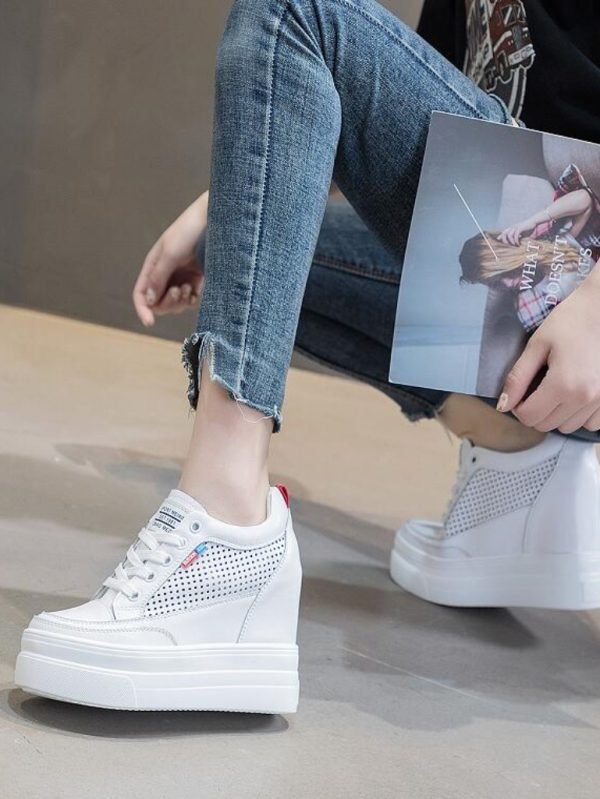 Lace-up extreme height leather casual shoes