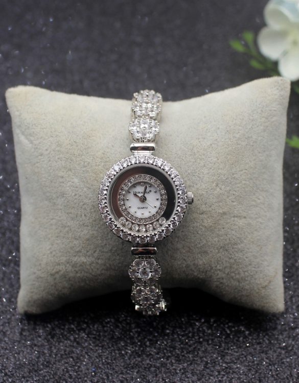 Gümüş Lüks Swarovski Taşlı Kadın Saati Gümüş Lüks Swarovski Taşlı Kadın Saati