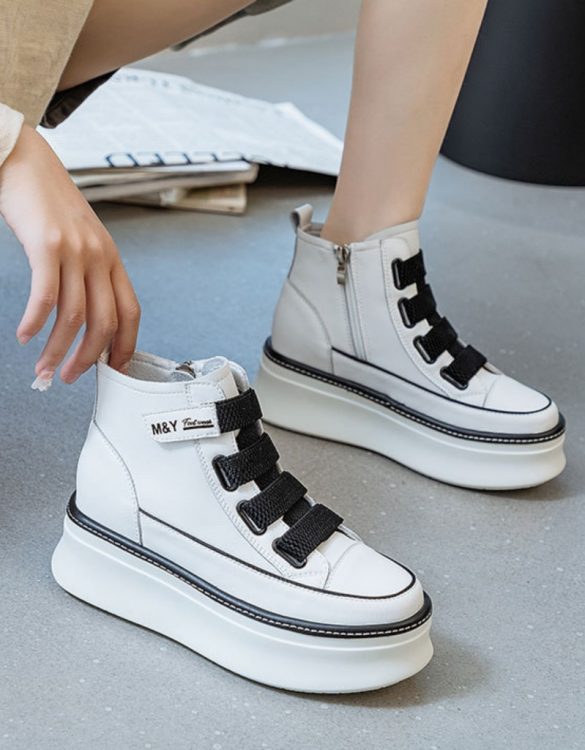 Siyah Beyaz Gerçek Deri Kalın Taban Sneaker Siyah Beyaz Gerçek Deri Kalın Taban Sneaker