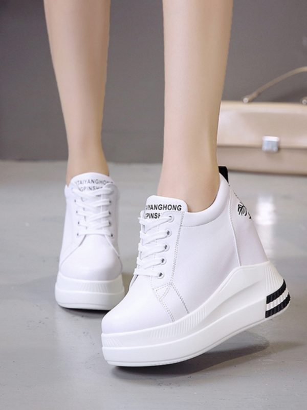 Black decorative hidden lift fashion sneakers