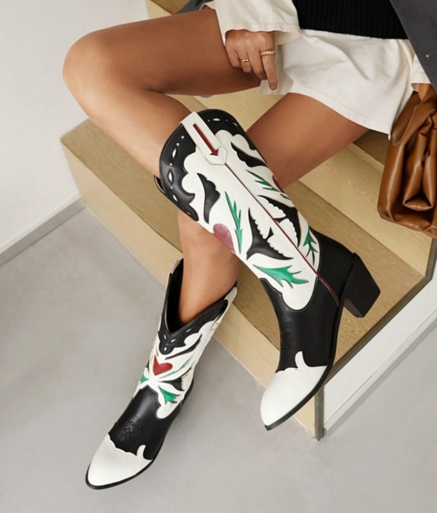 Black embroidered women’s cowboy boots