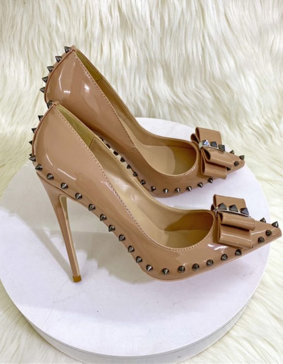 Kahverengi Zımba Detaylı Tasarım Stiletto SK54519 Kahverengi Zımba Detaylı Tasarım Stiletto SK54519