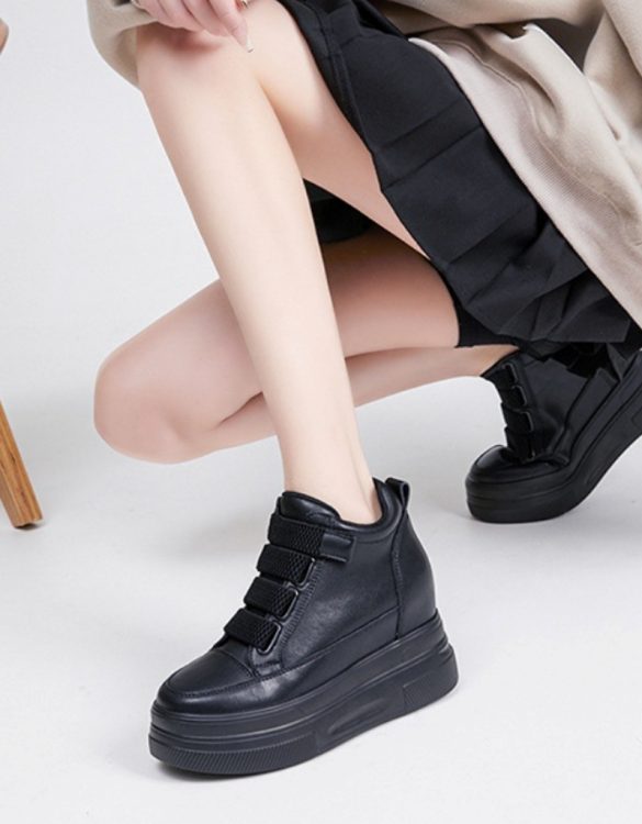 Siyah Gerçek Deri Bantlı Sneaker SK53772 Siyah Gerçek Deri Bantlı Sneaker SK53772