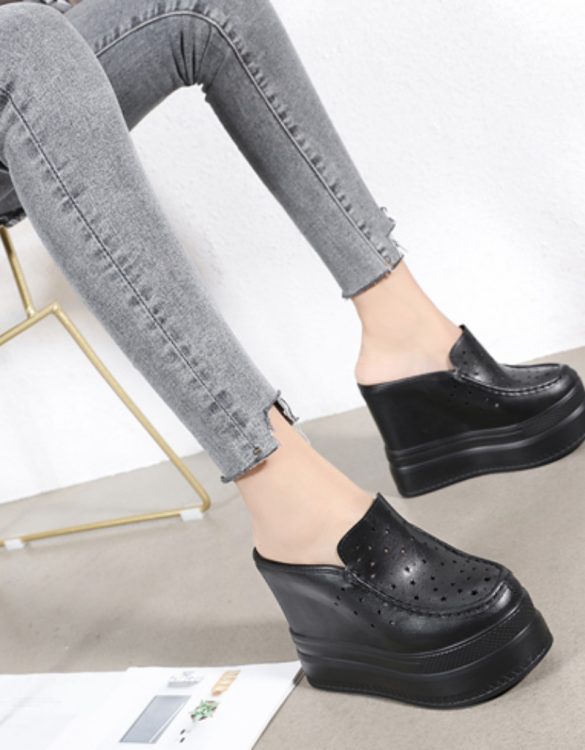 Siyah Yüksek Topuklu Gerçek Deri Terlik SK53747