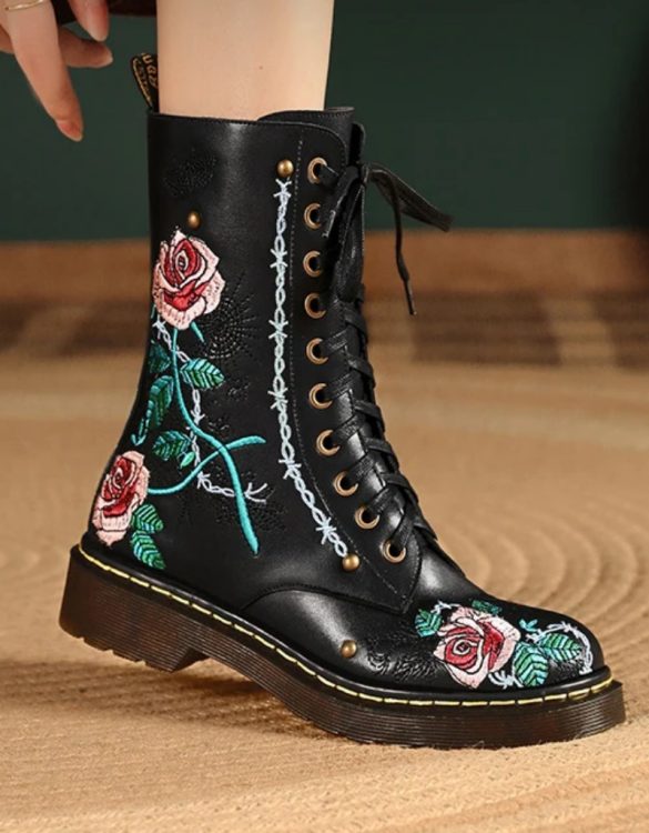 Çiçek Nakışlı Gerçek Deri Bağcıklı Bot SK54930