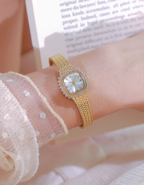 Vintage Zarif Taşlı Kadın Kol Saati SK55292 Vintage Zarif Taşlı Kadın Kol Saati SK55292