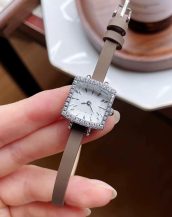 Deri Kordonlu Taşlı Elegance Kol Saati SK56924