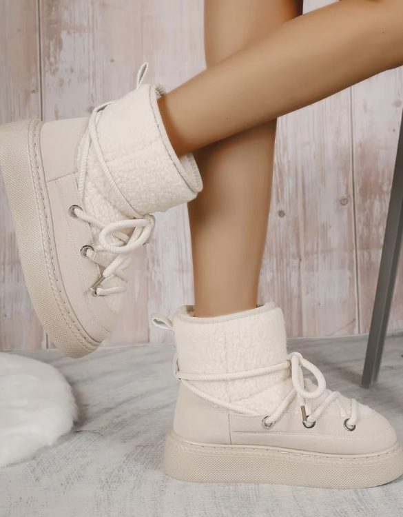 Krem Bağcıklı Kalın Taban Kar Botu SK57095