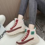 Kırmızı Peluş Detaylı Bağcıklı Kadın Kısa Bot SK57035