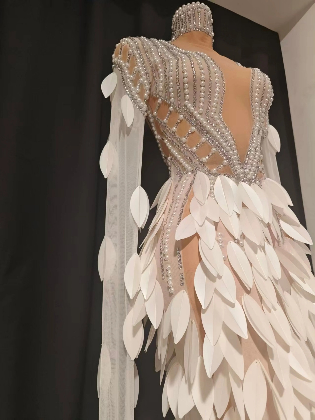 Ivory Leaf Embellished Open Back Evening Maxi Dress SK61972 - Image 5