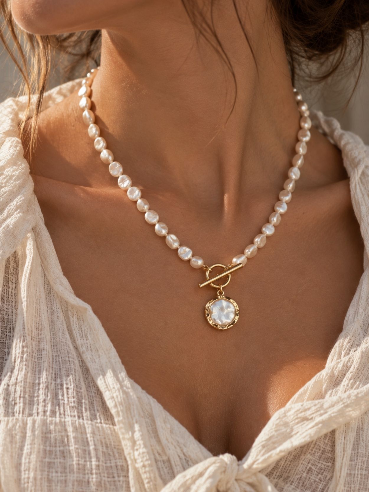 5–6mm Baroque Freshwater Pearl Necklace with Shell Pendant SK63158
